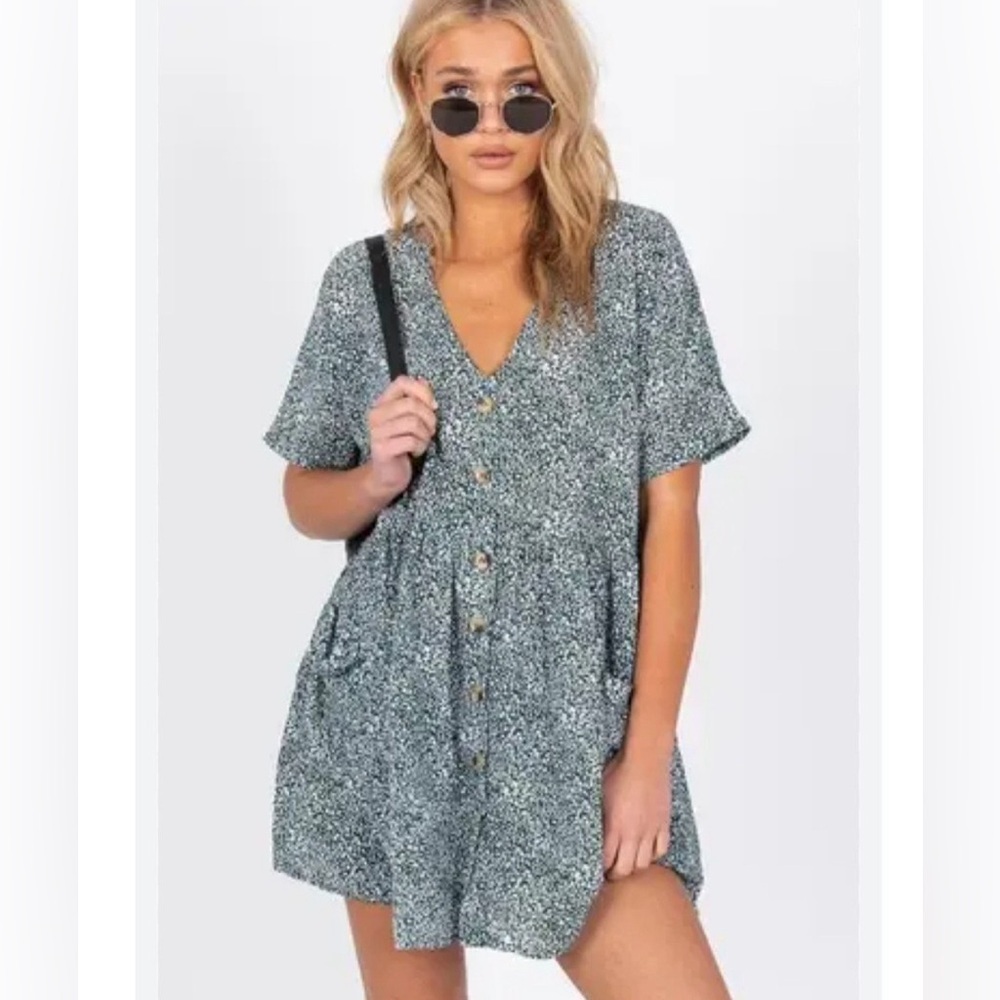 Princess Polly Drop Waist Mini Dress Size 4 Oversized Green White Twee J7